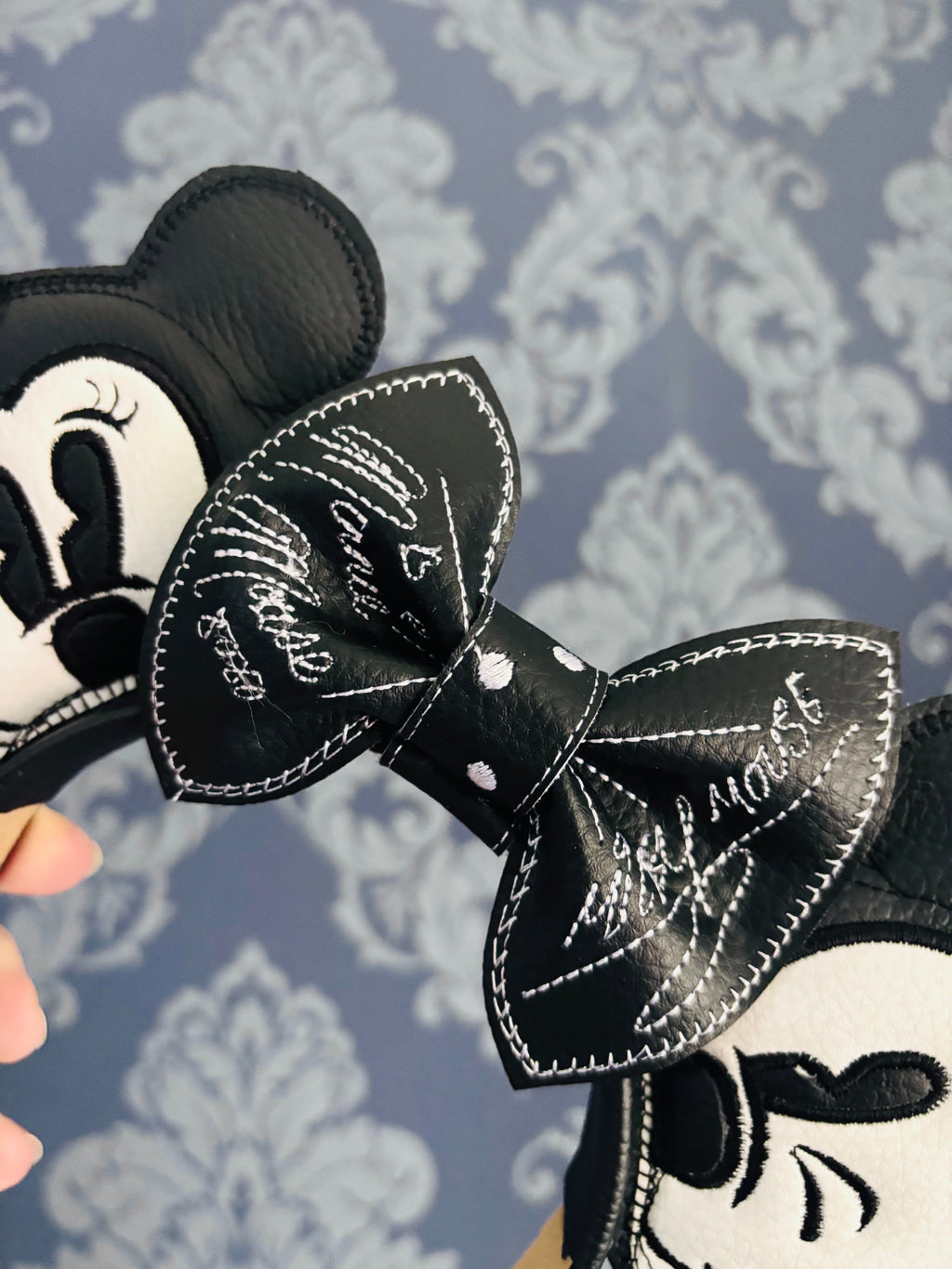 Core Character, Classic Mouse signature ear headband