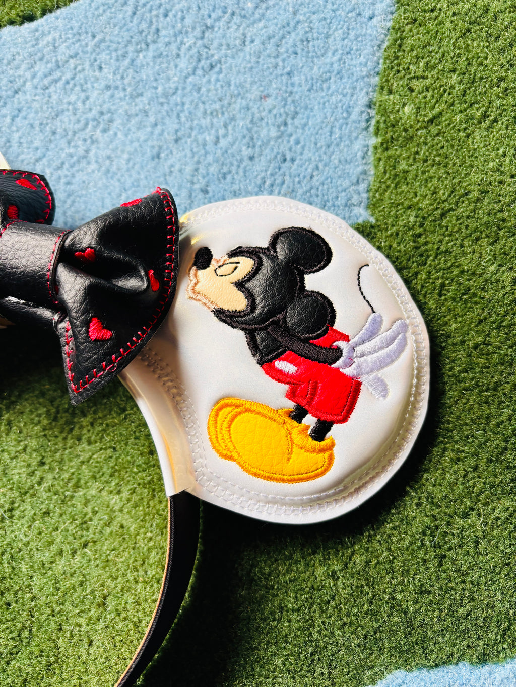 Core Character, Kissing Mice ear headband
