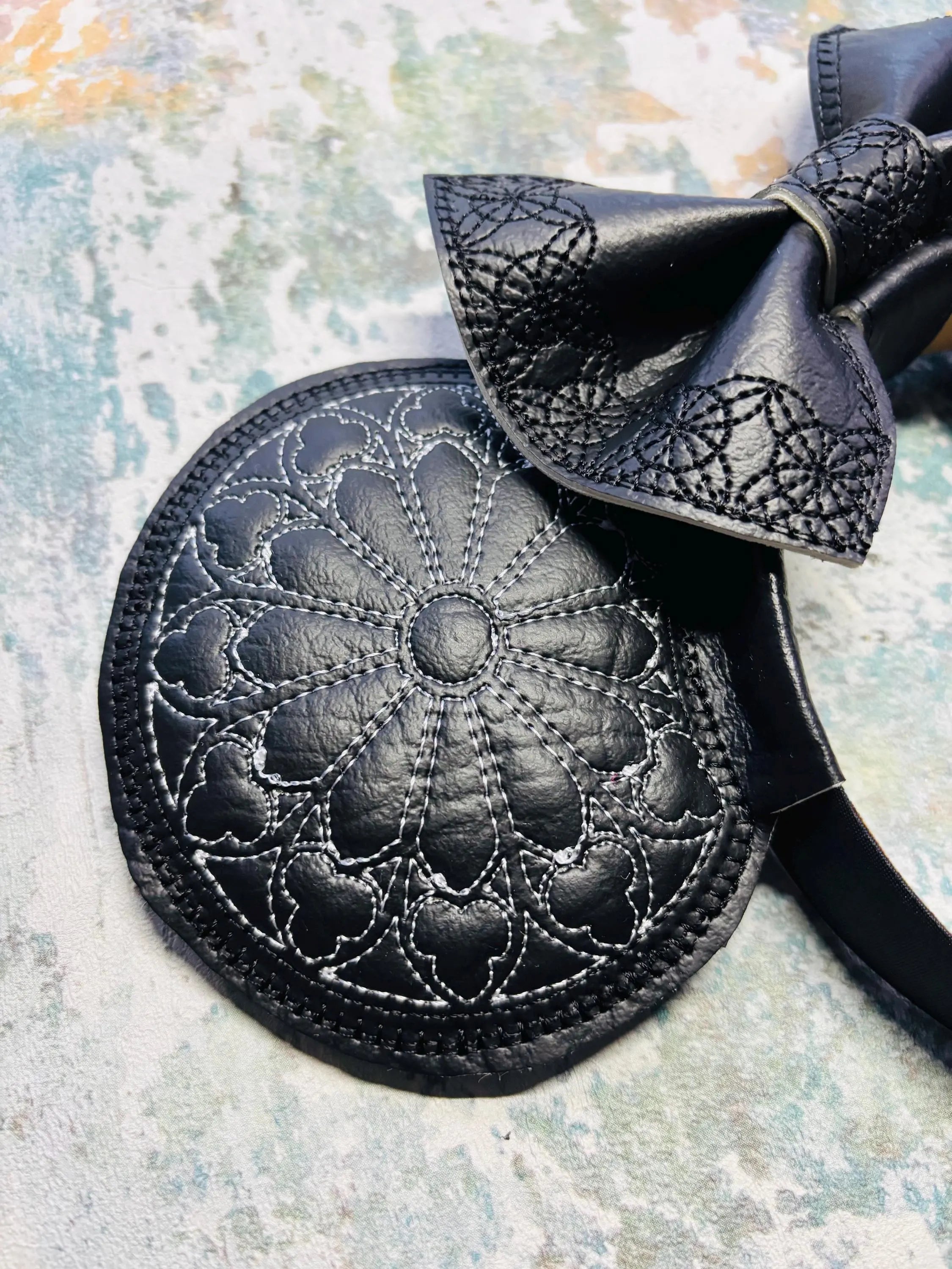 Cathedral Window ear headband