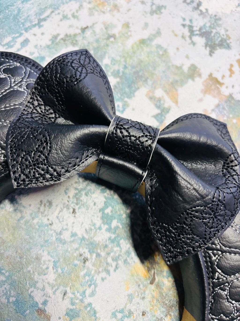 Cathedral Window ear headband